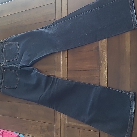 DKNY Dark Wash Bootcut Jeans Size 2R - Picture 5 of 6